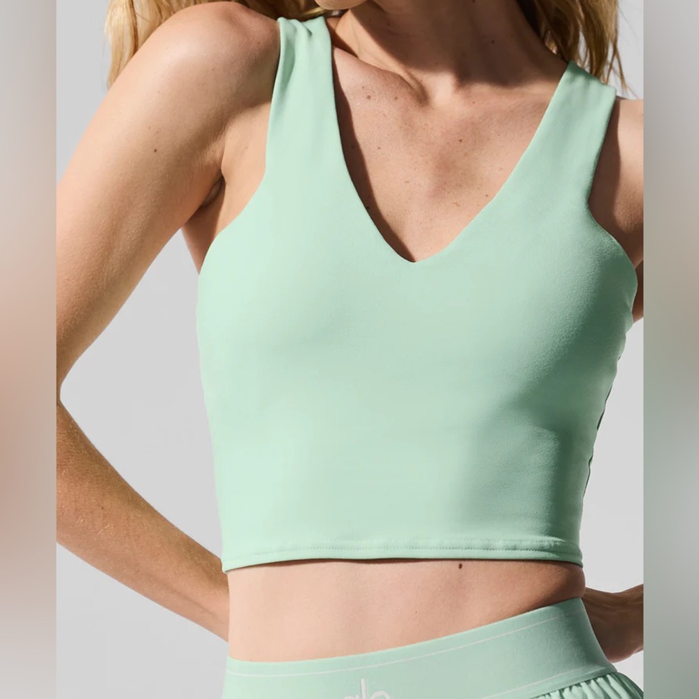 ALO Yoga Airbrush Real Bra Tank In Spearmint Limited Edition Cropped Top Size S - Picture 7 of 13